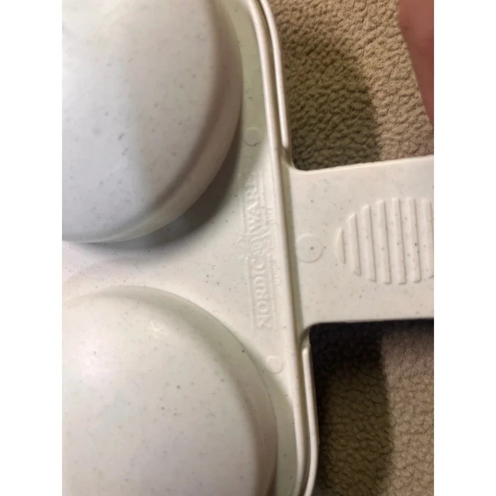 Nordic Ware Microwave Egg Poacher Dual Cavity Cream Speckled USA Made Kitchen
